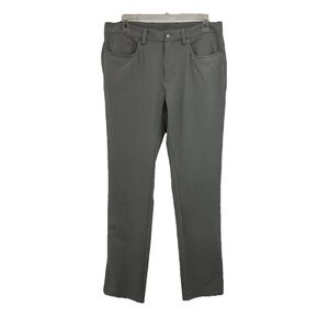 NWOT Greg Norman Gray Golf Pants Men’s 32x32 Elastic Waist Snap Close Stretch